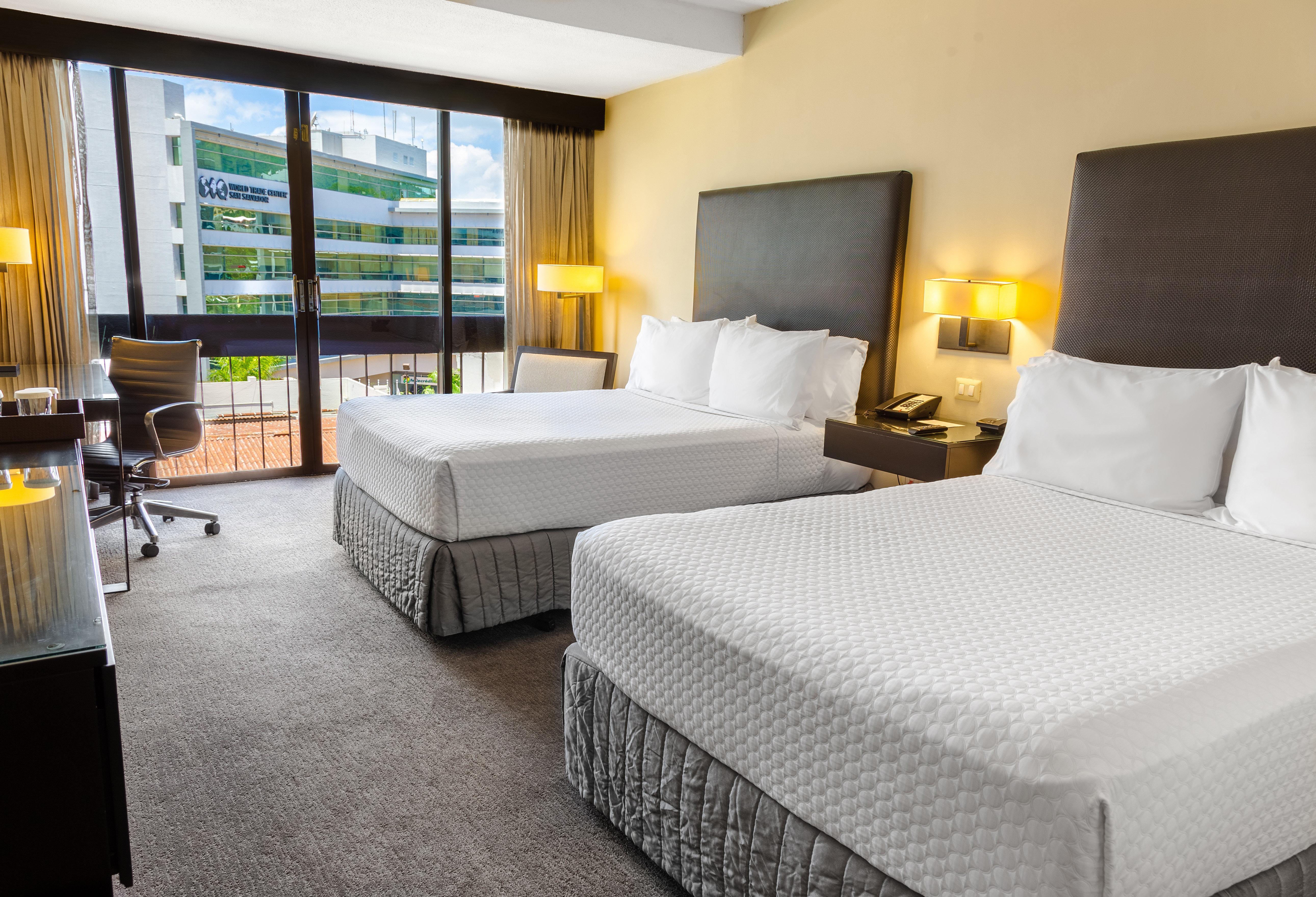 Hilton San Salvador Hotel Buitenkant foto